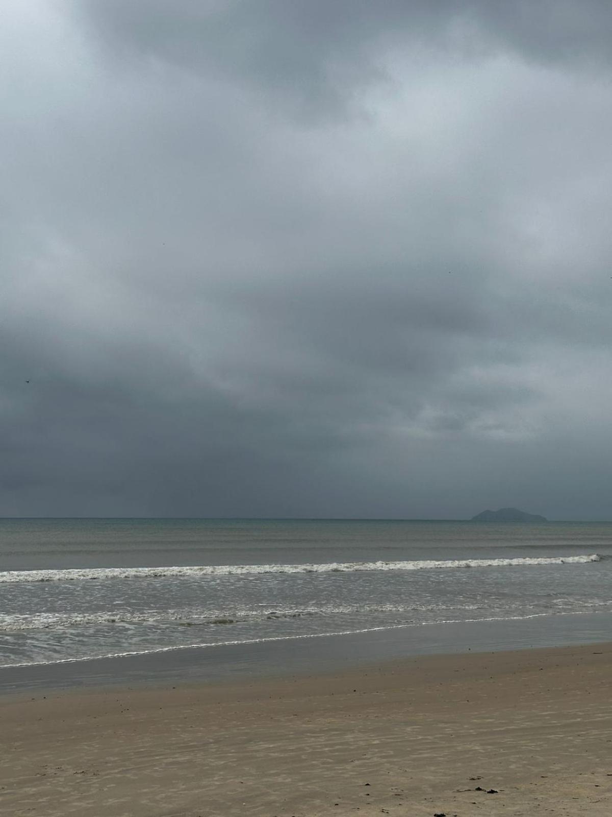 Unamar Cabo Frio, Condominio Verao Vermelho 1, Casa A 90 Metros Da Praia! Εξωτερικό φωτογραφία
